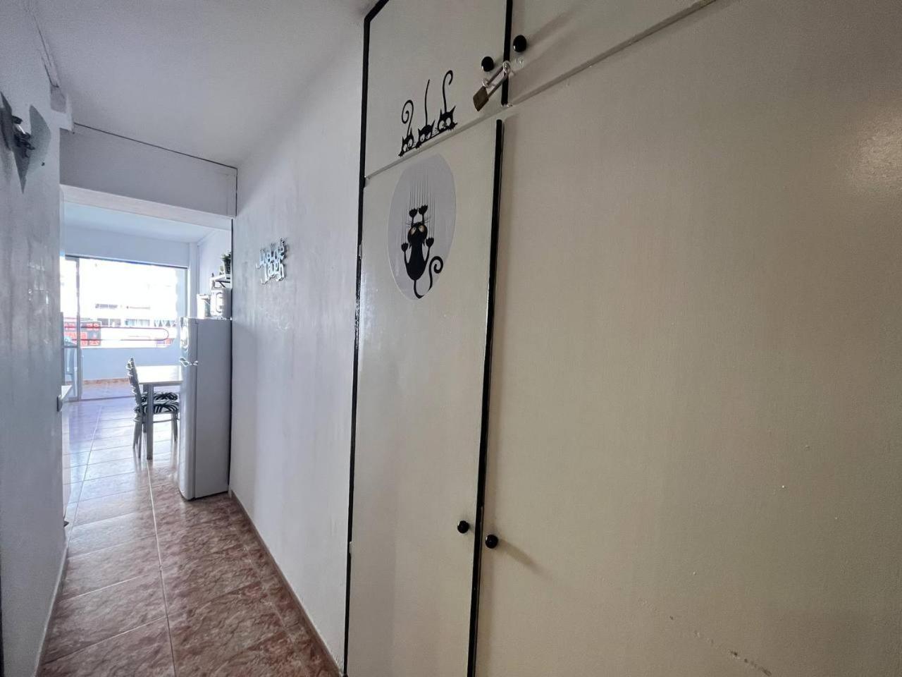 Estudio Con Tres Piscinas Comunitarias Y Pista De Tenis 罗萨斯 外观 照片