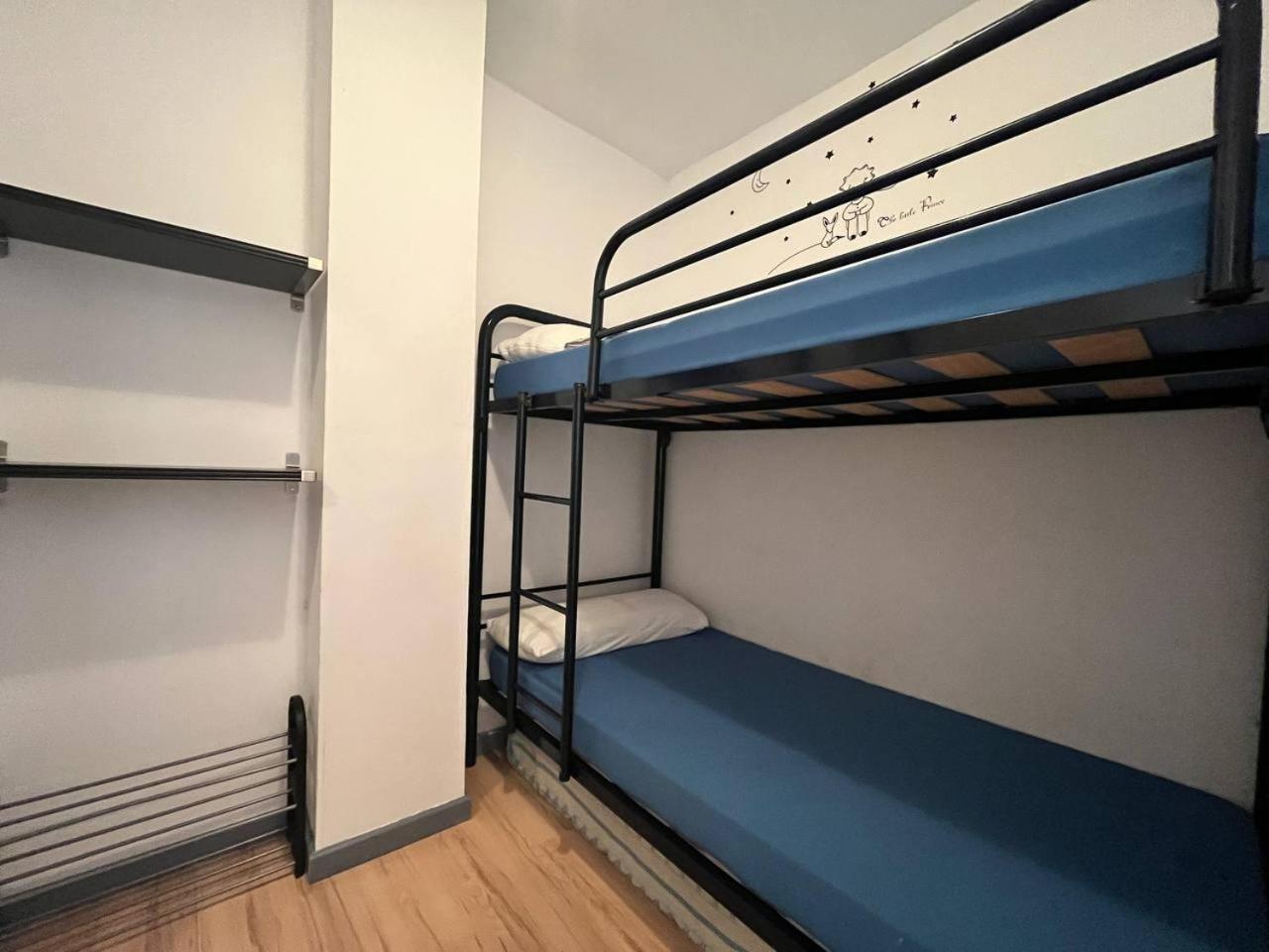 Estudio Con Tres Piscinas Comunitarias Y Pista De Tenis 罗萨斯 外观 照片