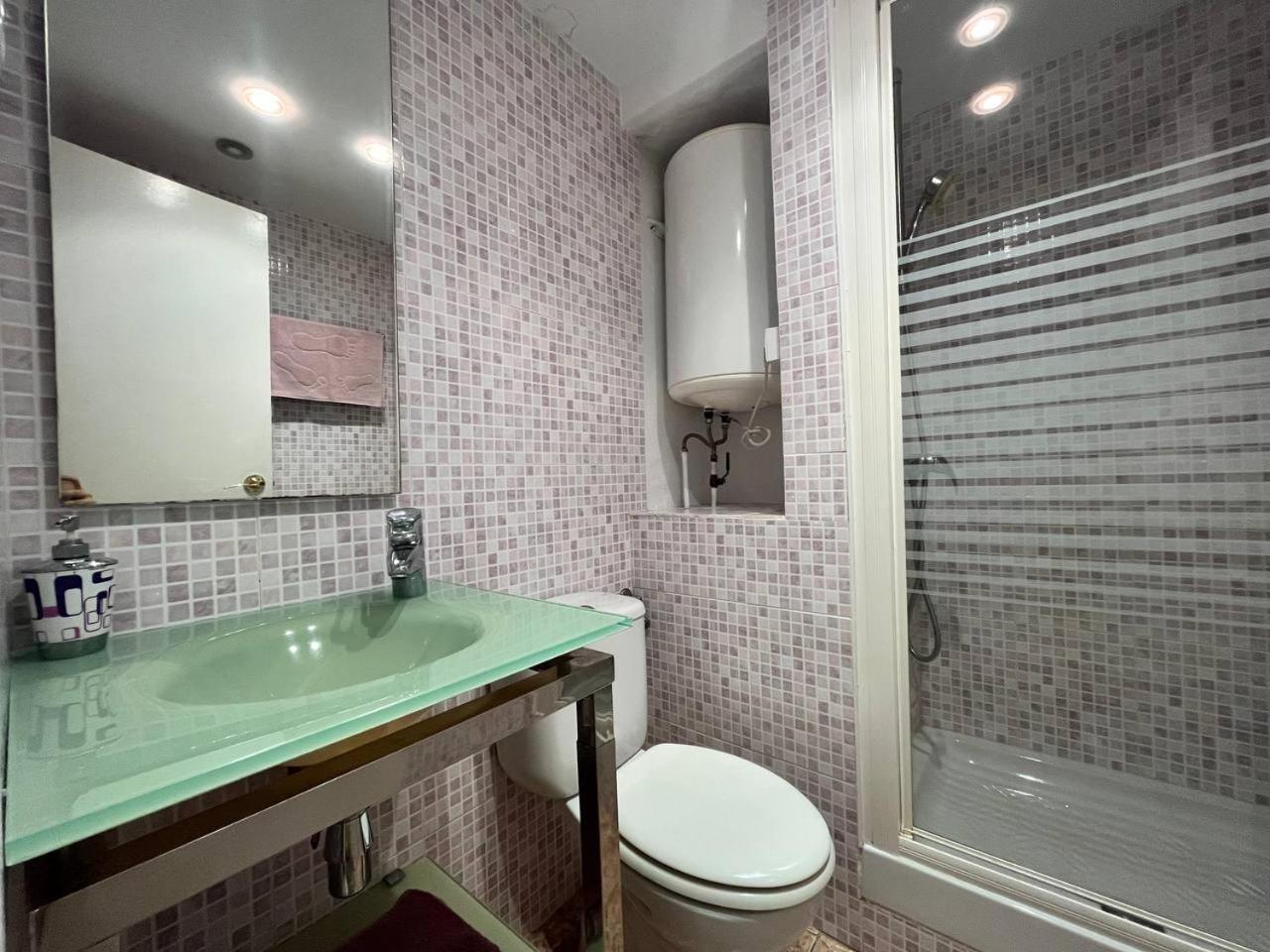 Estudio Con Tres Piscinas Comunitarias Y Pista De Tenis 罗萨斯 外观 照片