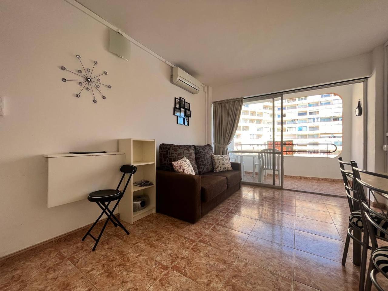 Estudio Con Tres Piscinas Comunitarias Y Pista De Tenis 罗萨斯 外观 照片